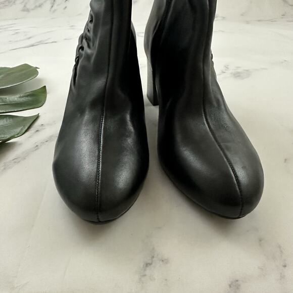 Bettye Muller Womens Ankle Boots Booties Size 8.5 New Black Leather Block Heel - Picture 3 of 10